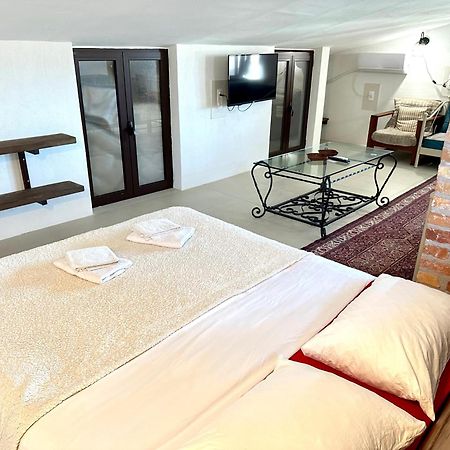 Apartments Simovic Тиват Экстерьер фото